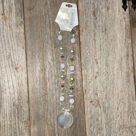 NWT Charming Charlie necklace & earring set white/pearl/crystal beads - Picture 7 of 13